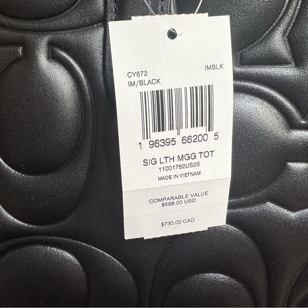 NWT Coach Maggie Tote Bag In Signature Leather CY672 Large size in Gold/Black - Picture 3 of 9